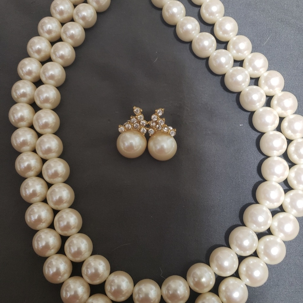 Vintage necklace and Earring set
